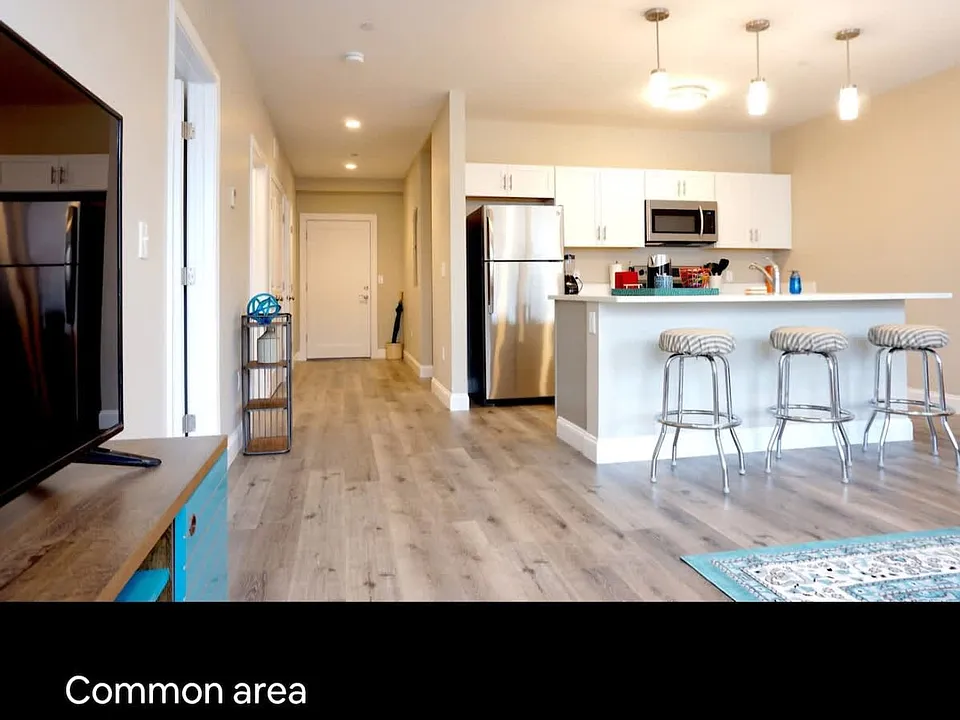 148 Pearl St #ID1470143P