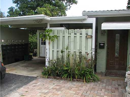2nd image of 1128 SW 1st Ave