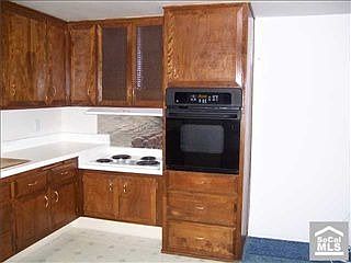 5th image of 13621 Alderwood 36e #M3