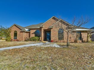 1904 Natchez Rd, Edmond, OK 73012