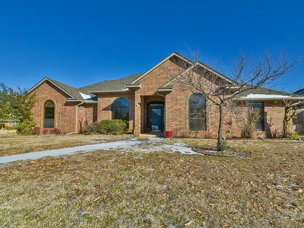 1904 Natchez Rd, Edmond, OK 73012