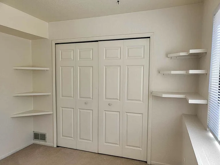 5560 Bowden Loop — Photo 11