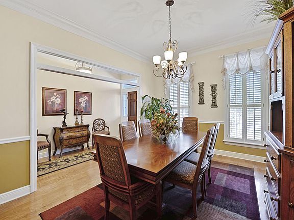 5th image of 23 De La Rose Pl