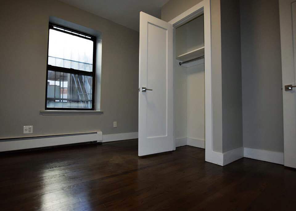 2nd image of 557 46th St APT B