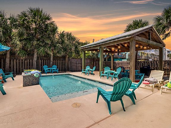 2nd image of 835 Ocean Side