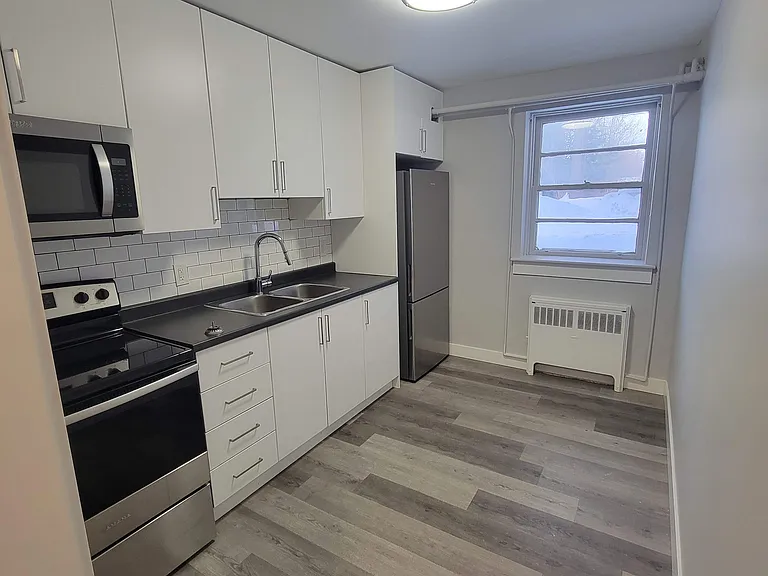 1115 2nd St W — Photo 1