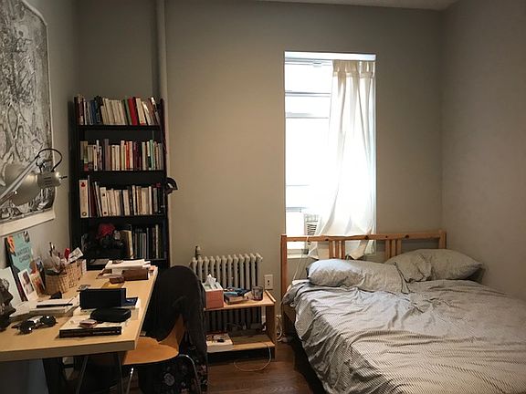 5th image of 732 Saint Marks Ave APT 4
