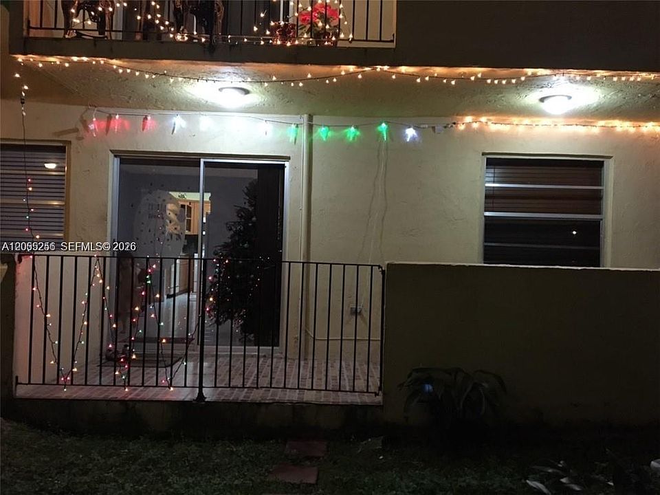 1st image of 1221 SW 122nd Ave APT 105