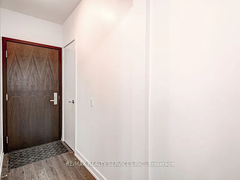 1 Yorkville Ave #2611 — Photo 4
