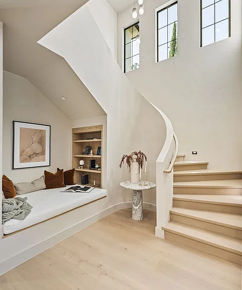 14273 Greenleaf St — Photo 31