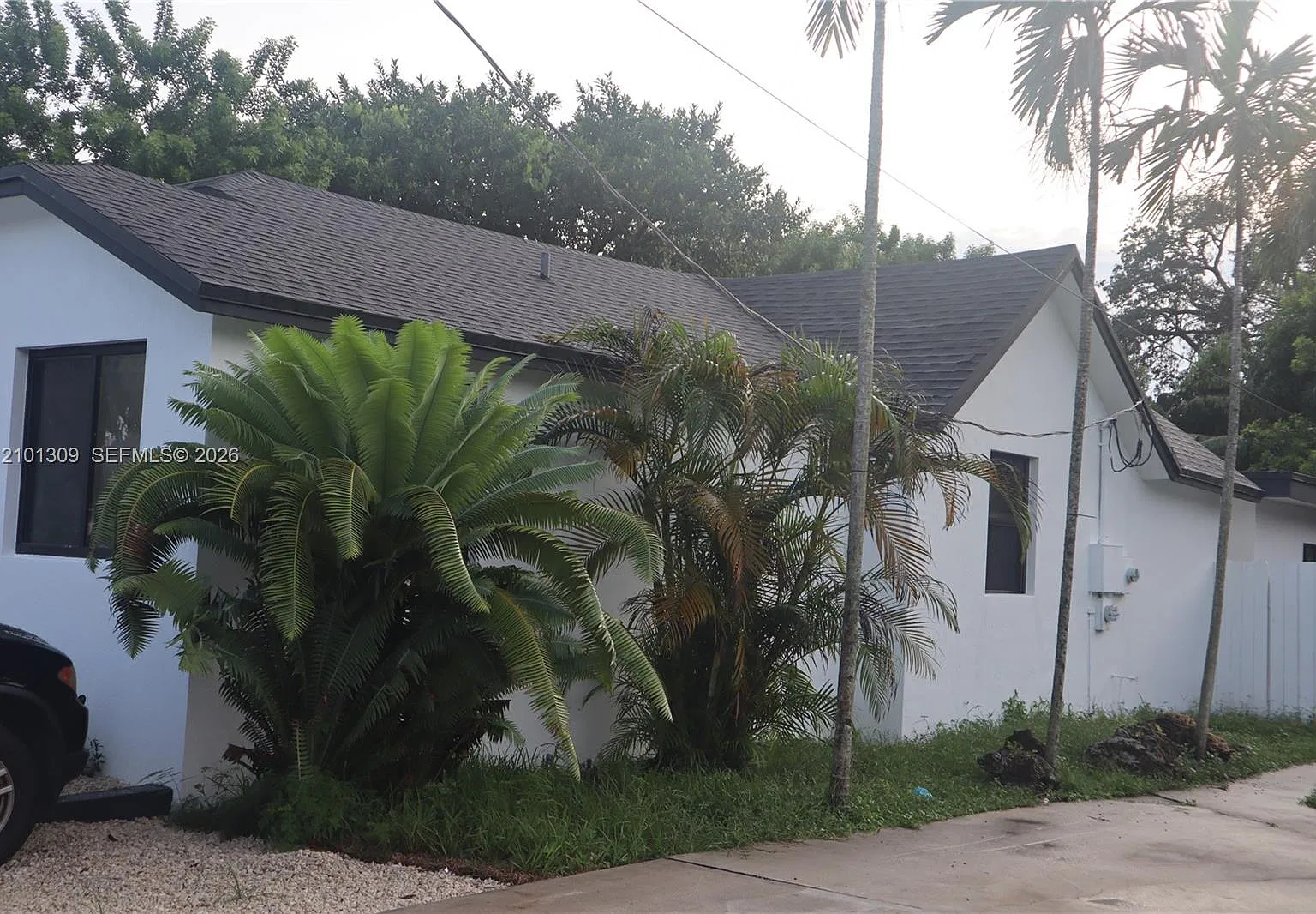 Dixie Gardens — Photo 2
