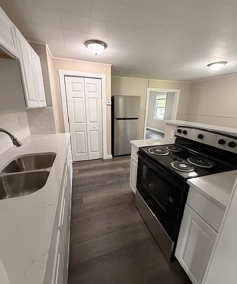 2722 SE Wisconsin Ave — Photo 4