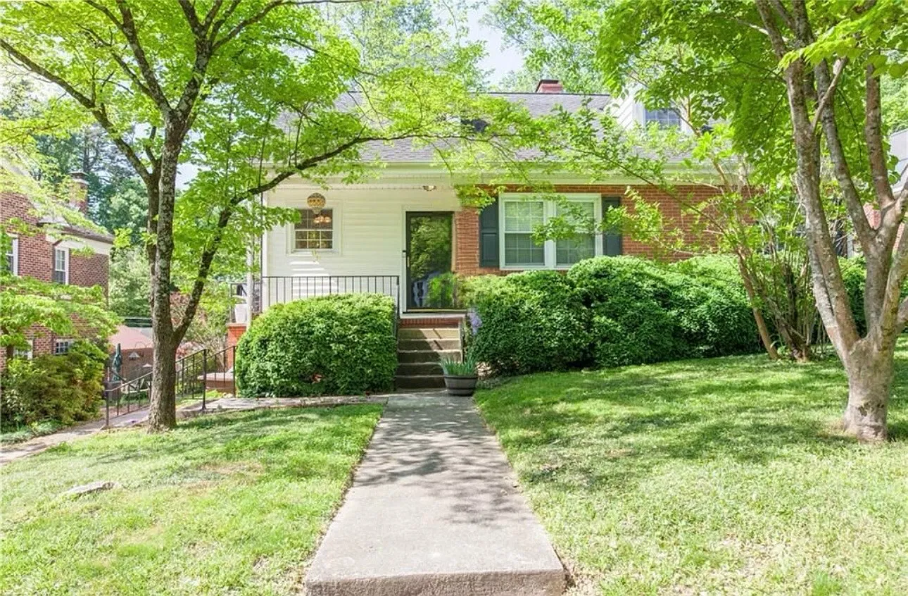 1405 Garland Dr — Photo 1