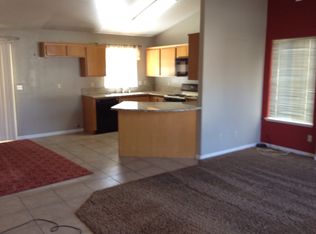 6201 Royal Coach Dr, Bakersfield, CA 93306