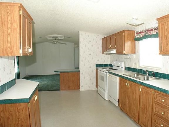 3rd image of 31042 Eloian Dr