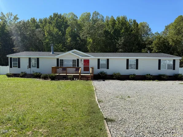 8226 Springhill Church Rd, Lucama, NC 27851