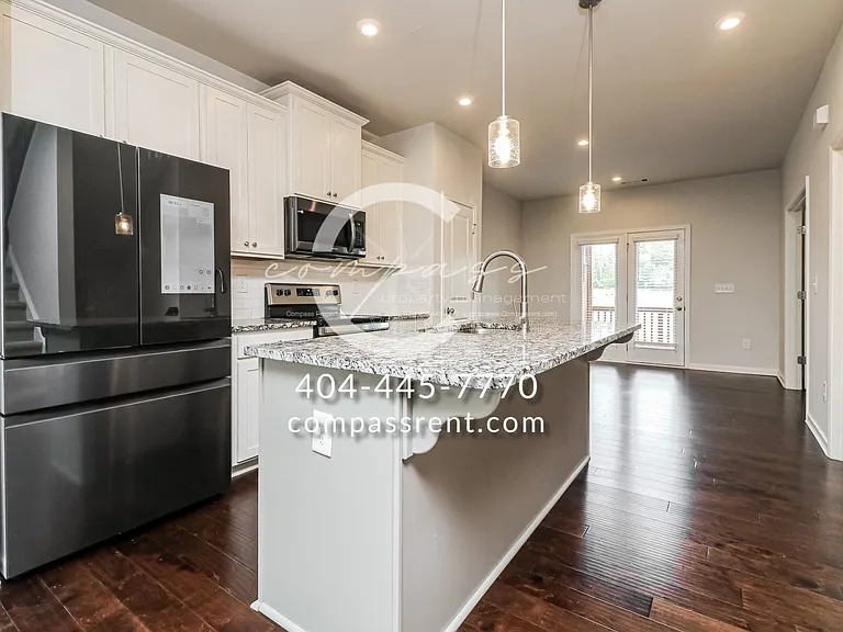 3523 Hedgeway Ln NW — Photo 11