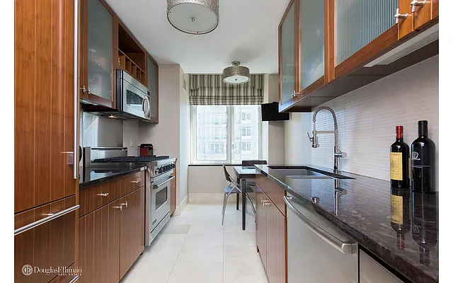 Sold by Douglas Elliman | media 32