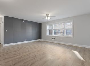 7710 N Sheridan Rd APT 203, Chicago, IL 60626