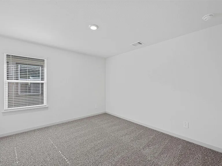 136 New Haven Ave — Photo 24