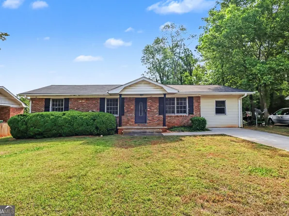 3665 Brookcrest Cir, Decatur, GA 30032
