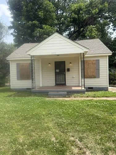 2555 Kimball Ave Photo 1
