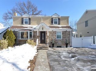 648 Spring Valley Rd, Maywood, NJ 07607