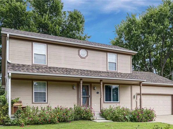 312 Walnut St, Cleveland, MO 64734