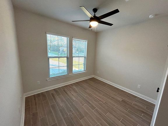 4th image of 65 Brilliance Blvd