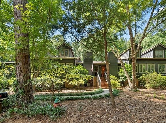 3rd image of 777 Bridgewood Dr #1002