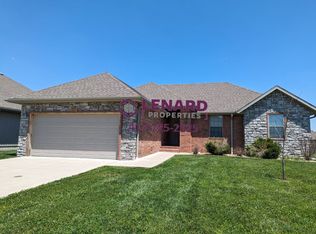 682 N Rockingham Ave, Nixa, MO 65714