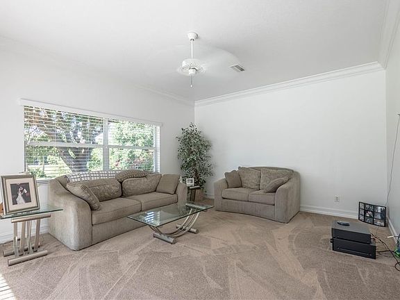 4th image of 9389 Fruitland Ave