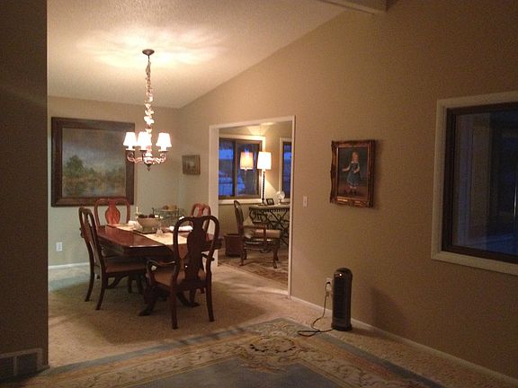 3rd image of 7133 Braemar Ln