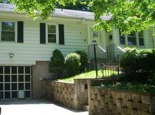 27 Lucy St, Hamden, CT 06514