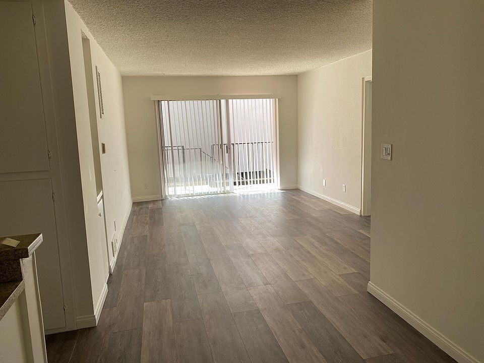 1st image of 1710 Purdue Ave #106