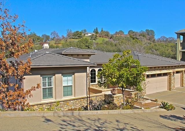 1st image of 3123 Corsica Dr