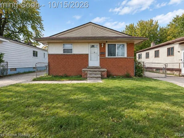 21115 Albany Ave, Warren, MI 48091