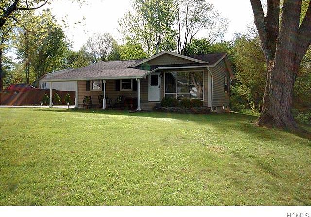 1st image of 52 Wickham Dr
