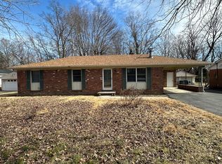 3304 Southgate Dr, Hopkinsville, KY 42240