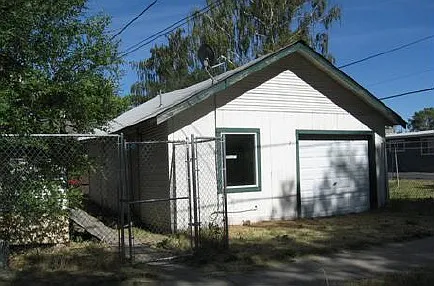 2300 Union Ave photo 1