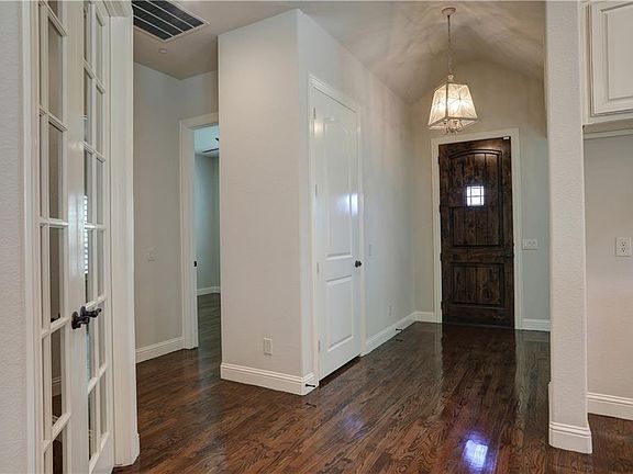 3rd image of 5420 Rowlett Creek Way
