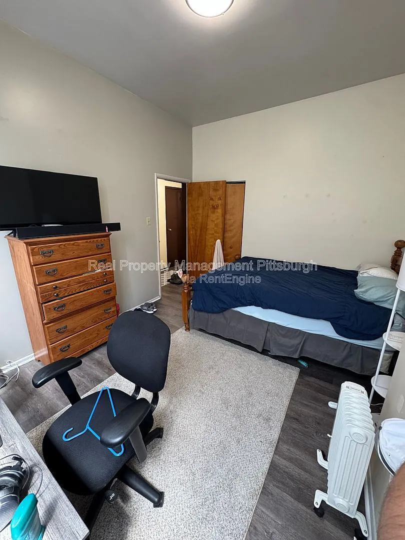1 bed, 1.0 bath, 550 sqft, $1,295 — Photo 4
