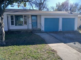 202 Roselawn St, Coleman, TX 76834