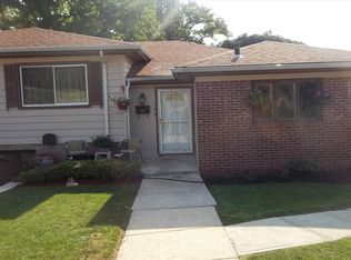 138 Edgecliff Ter, Yonkers, NY 10705