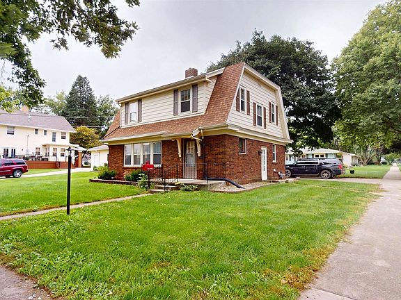 2nd image of 115 N 8th St