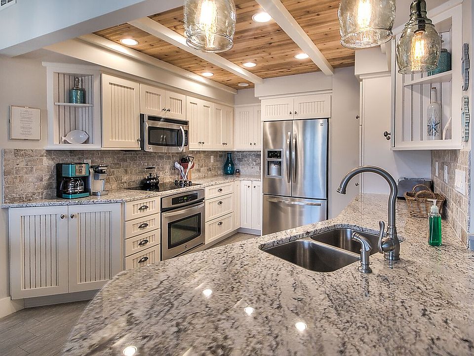 1st image of 10254 E Co Hwy 30a Unit 315