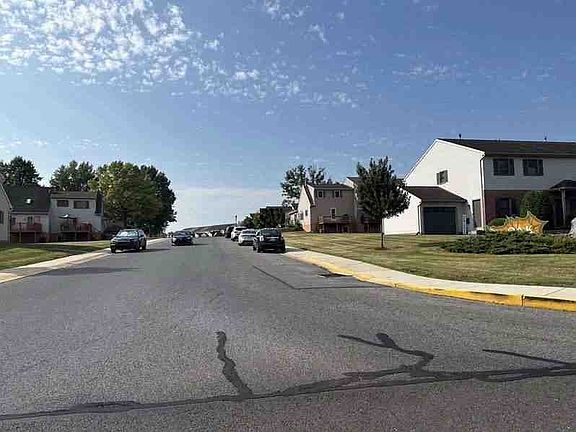 5th image of 2135 Walnut St
