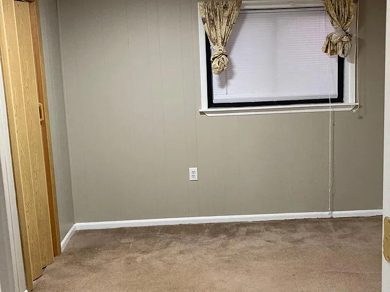 14376 Dorsey Mill Rd — Photo 25