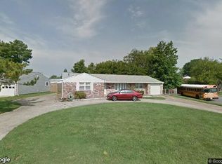 601 Maple Ridge Ln, Virginia Beach, VA 23452