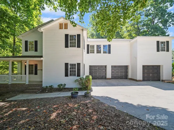 2739 Pine Knoll Ct, Gastonia, NC 28054